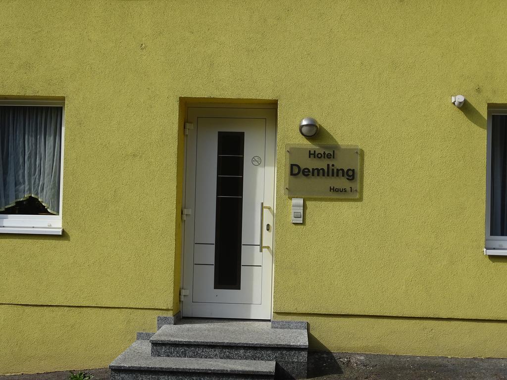 Hotel Demling Randersacker Exteriör bild