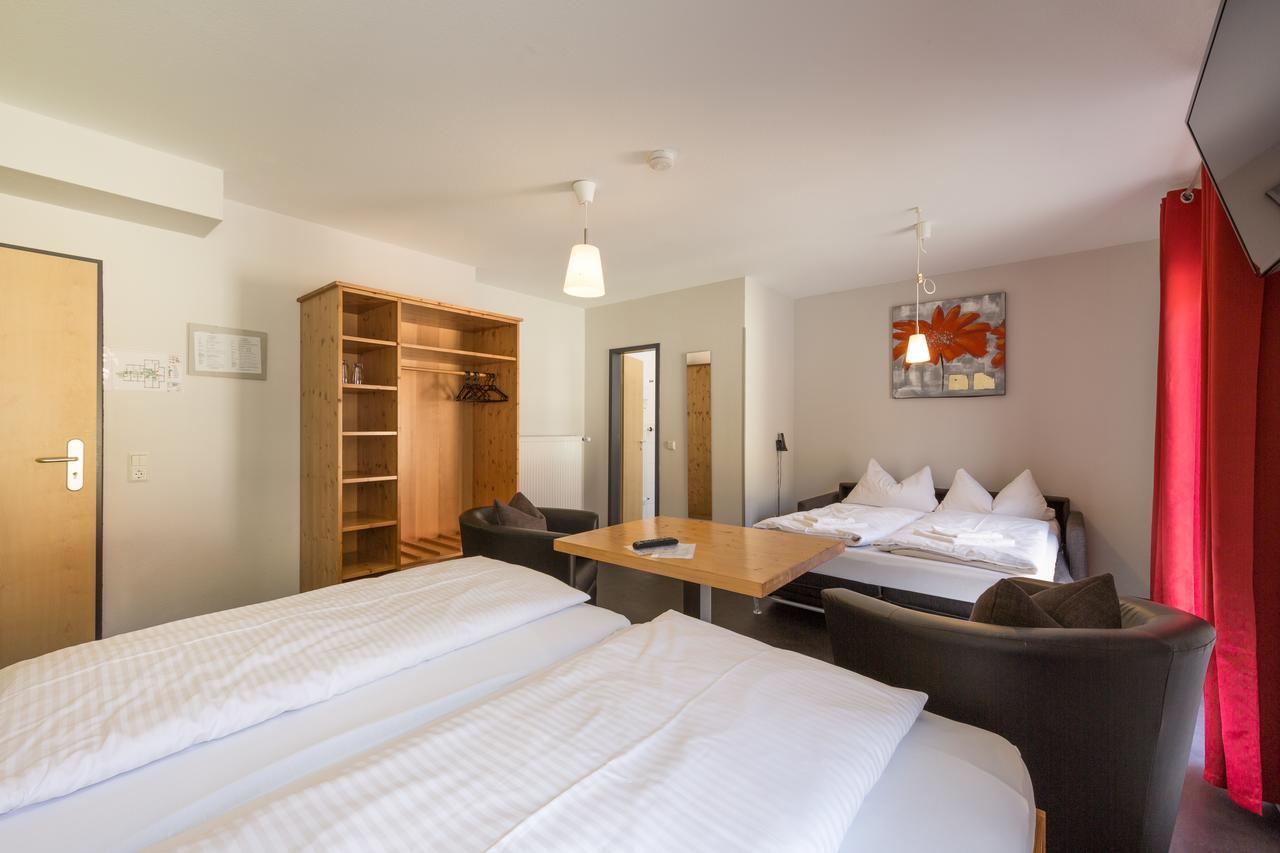 Hotel Demling Randersacker Exteriör bild