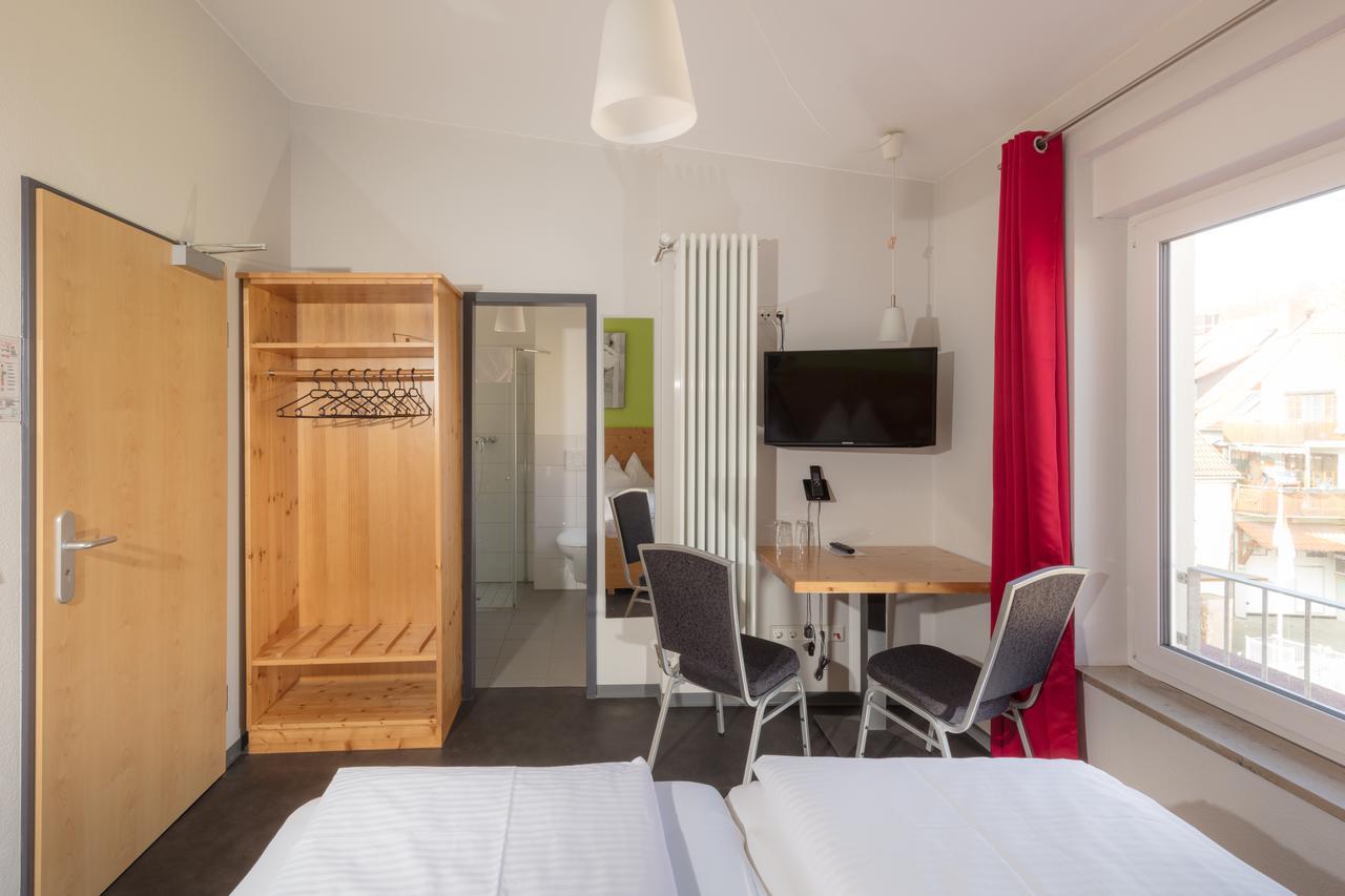 Hotel Demling Randersacker Exteriör bild